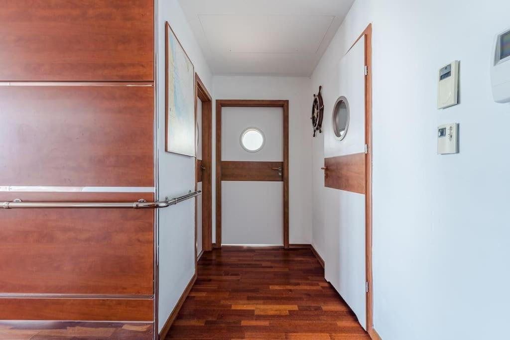 Golden Apartments An Hryniewickiego 6A グディニャ エクステリア 写真